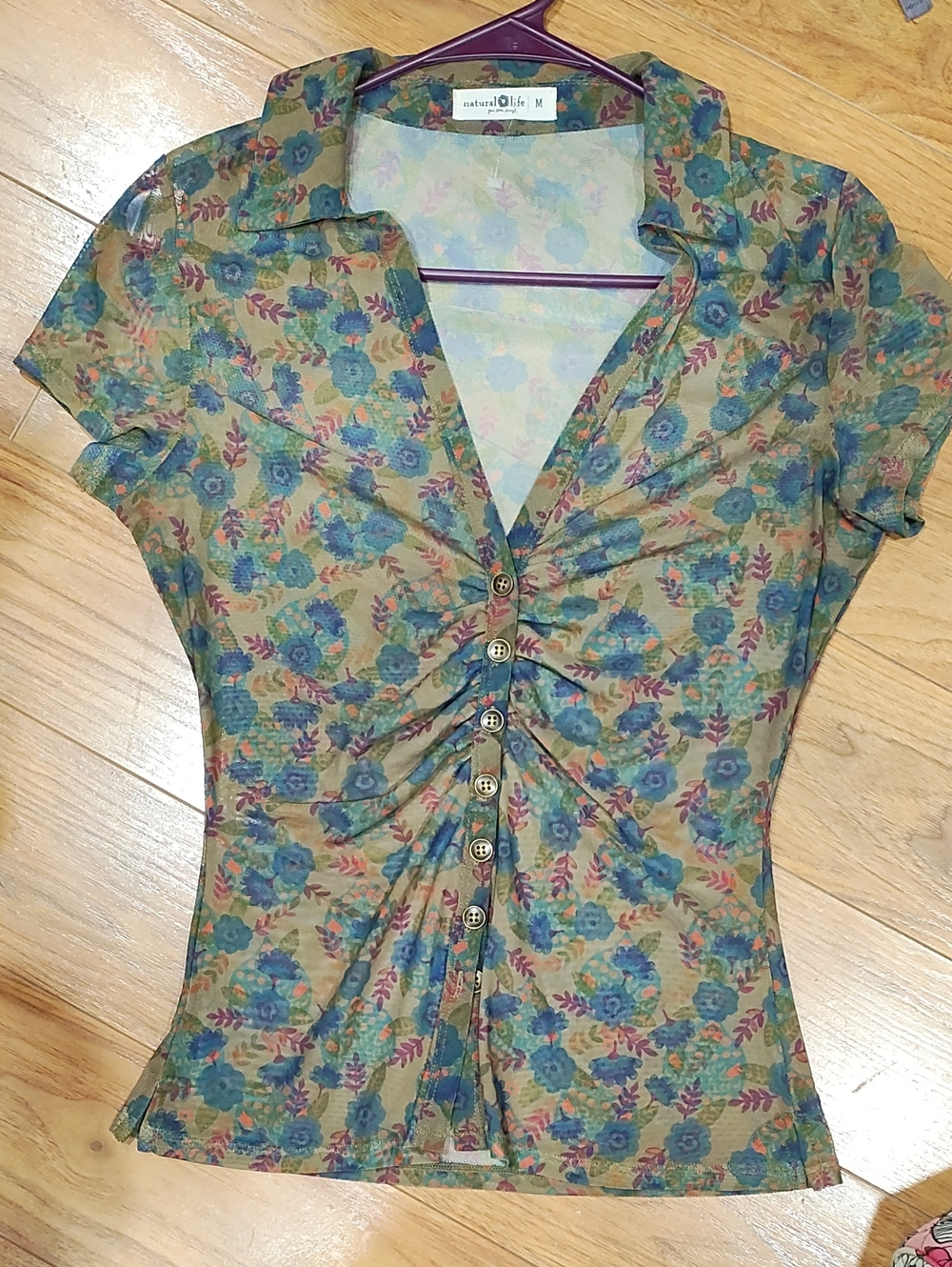 NATURAL LIFE Button-Front Floral Ruched Top with Blue & Pink Flowers